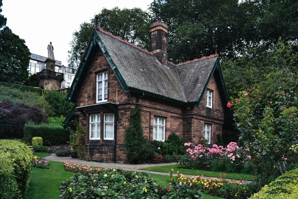 Как быстрее продать дом с земельным участком